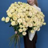 25 кустовых роз Тринити 80 см