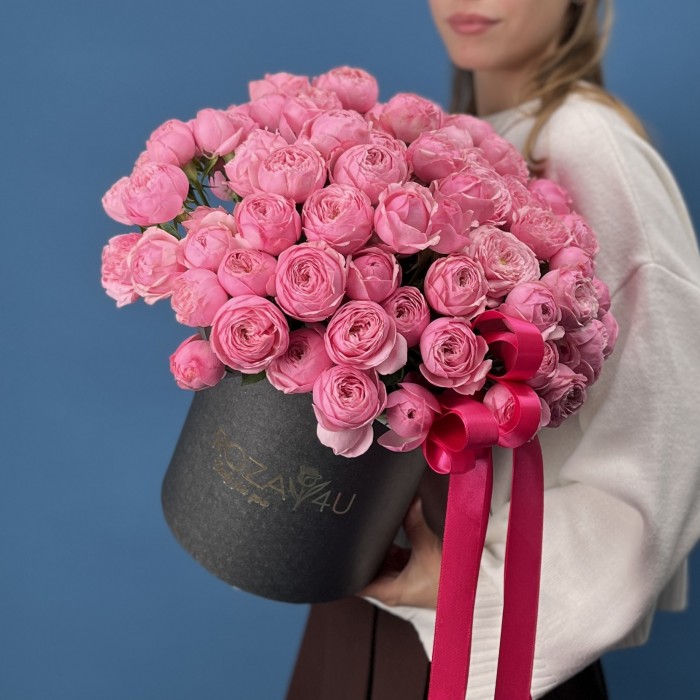 25 кустовых пионовидных роз Мансфилд Пинк Парк в коробке