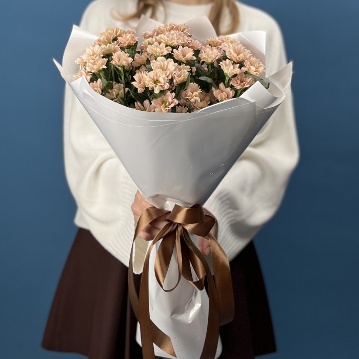 7 кустовых хризантем Капуцино