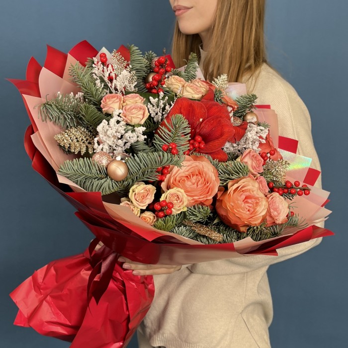 Авторский букет с амарилисом