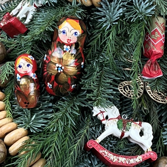 Маленькая елка в Русском Стиле