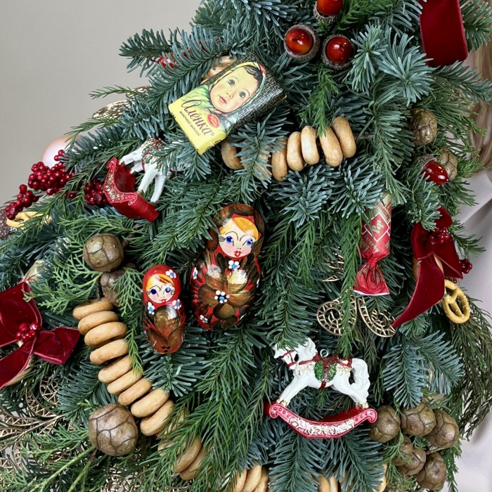 Маленькая елка в Русском Стиле