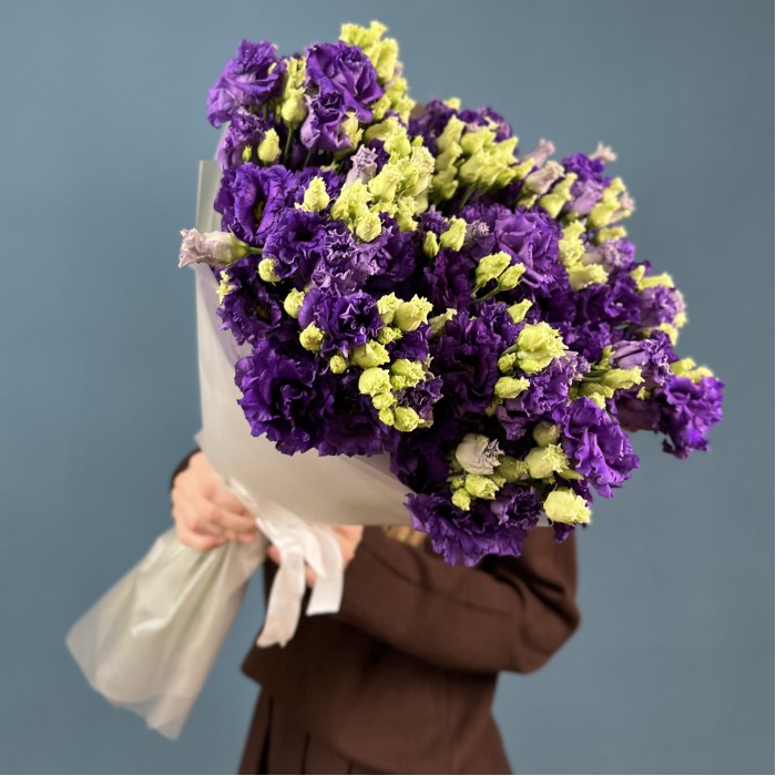 15 фиолетовых махровых эустом