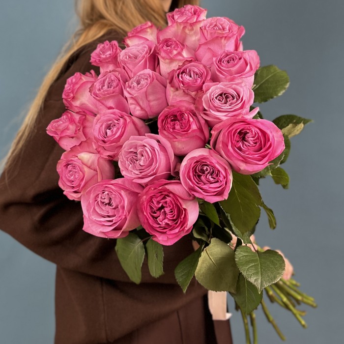 21 сиреневая роза Куинс Краун 60 см