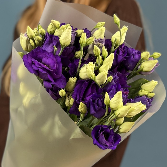 Букет из 5 фиолетовых эустом