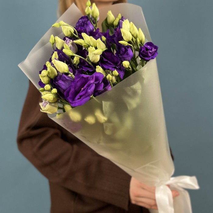 Букет из 5 фиолетовых эустом