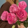 5 сиреневых роз Куинс Краун 50 см