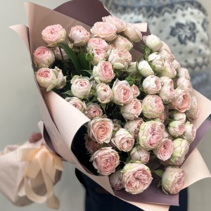 Букет дня с розами Нежность