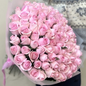 Букет дня с розами Радость