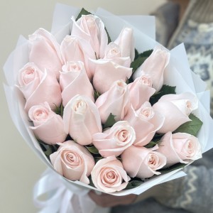 Букет дня с розами Романтичный вечер