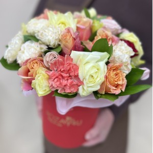 Букет дня в коробке Цветочный бриз