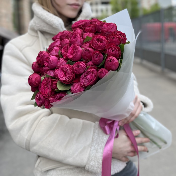 15 кустовых пионовидных роз Пати Тренсеттер