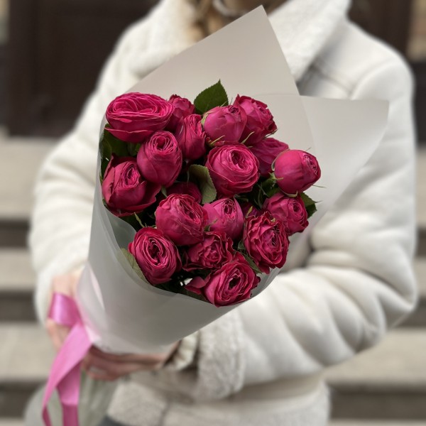 5 кустовых пионовидных роз Пати Тренсеттер