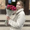 9 малиновых пионовидных роз Пати Тренсеттер