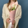 3 махровых белых тюльпана