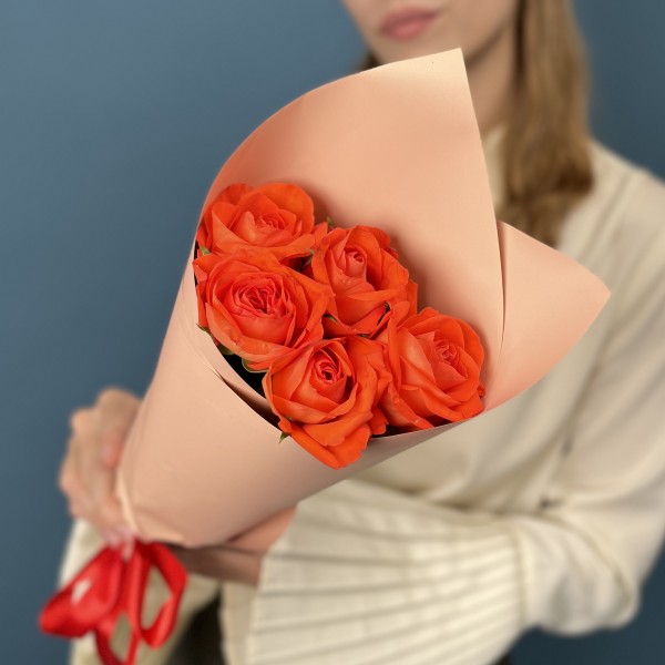 5 оранжевых роз Копакабана 40 см