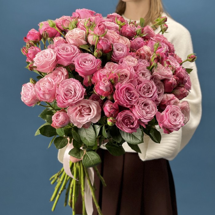 Кустовая пионовидная Роза Леди Бомастик 50 см