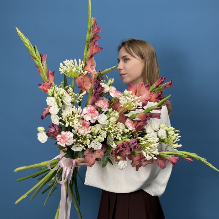 Сборный букет Линии света