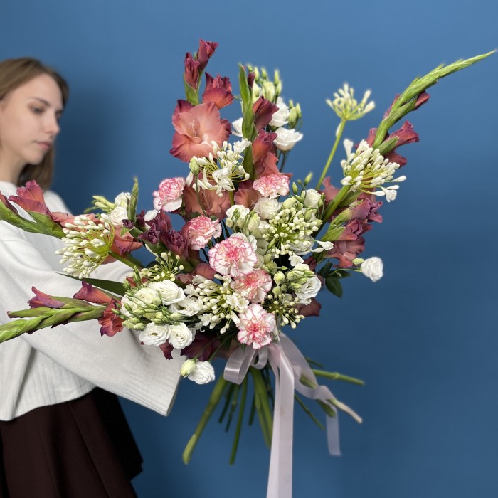 Сборный букет Линии света