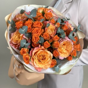 Букет из оранжевых роз