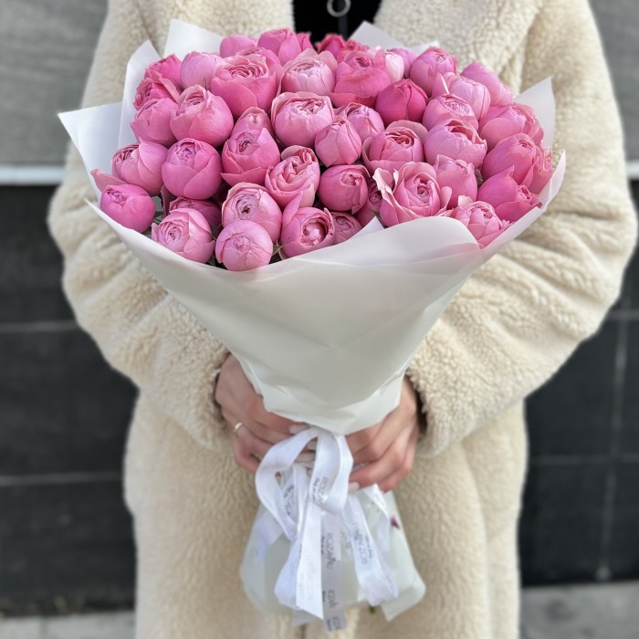 15 кустовых пионовидных роз Сильва Пинк