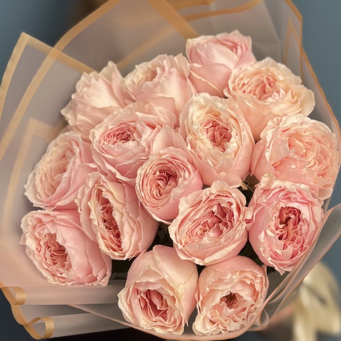 15 нежно-розовых пионовидных Тсумуги