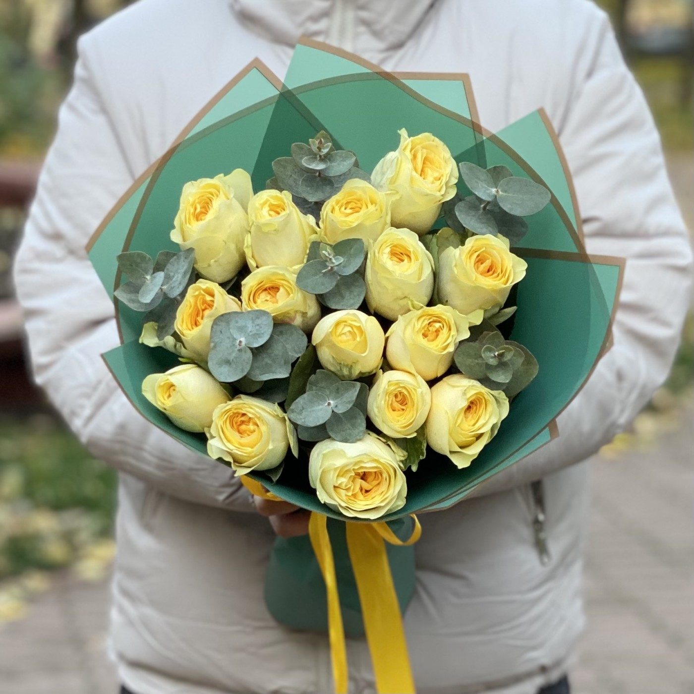 Букет с желтыми пионовидными розами на День Святого Валентина