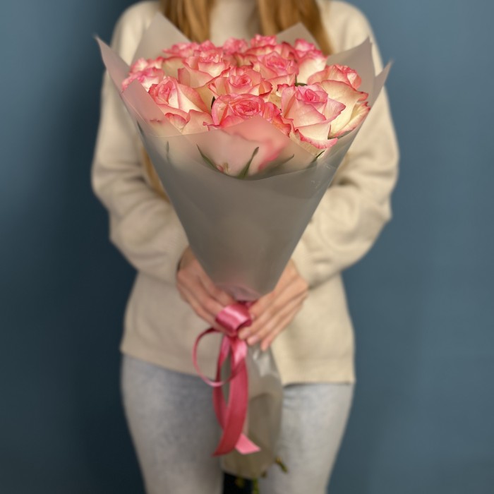 15 светло-розовый роз Джумилия 60 см