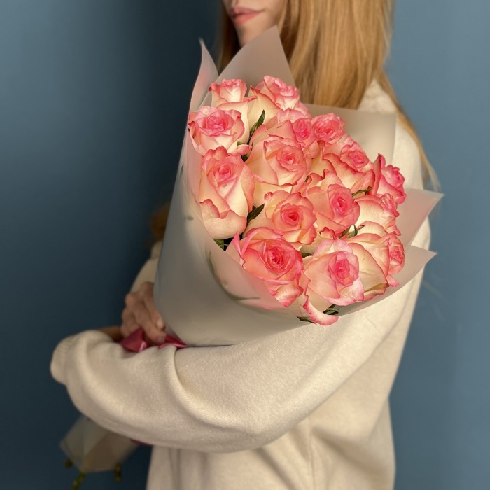 15 светло-розовый роз Джумилия 60 см