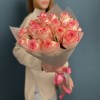 15 светло-розовых роз Джумилия 60 см
