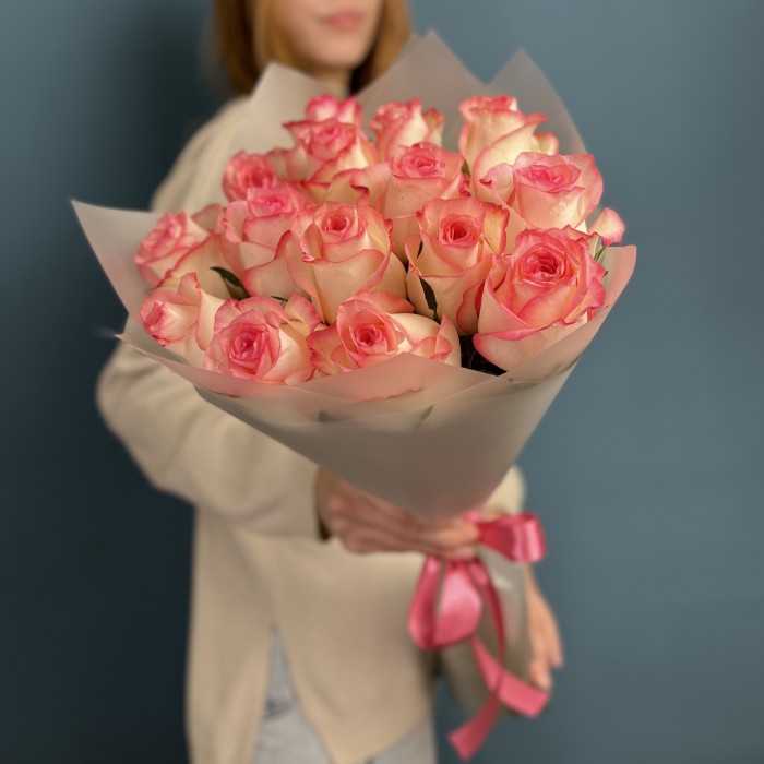 15 светло-розовый роз Джумилия 60 см