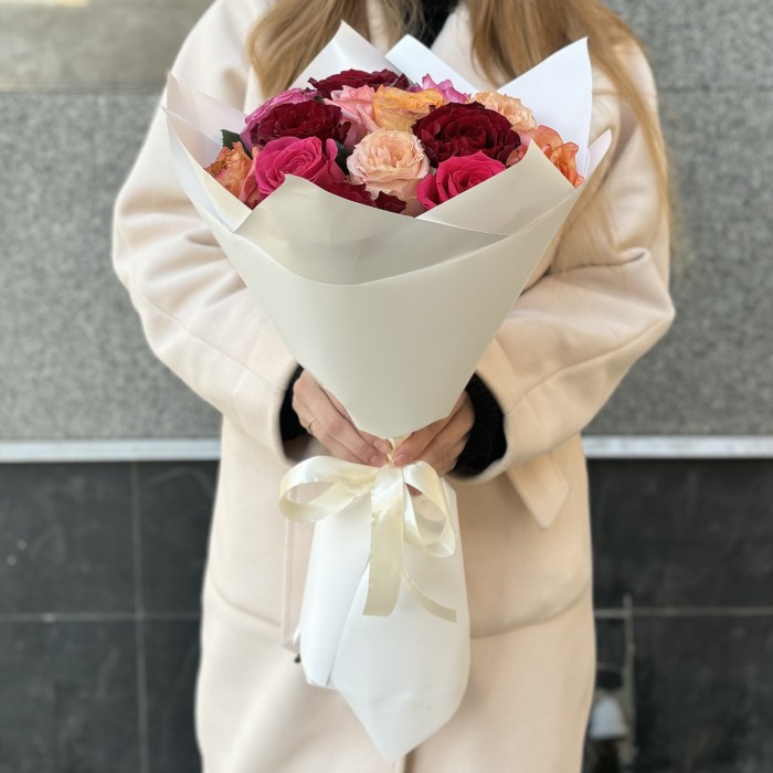 15 роз Праздничный микс