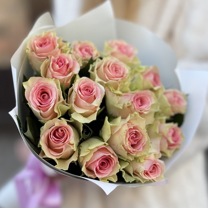 15 роз Топ-гир 50 см