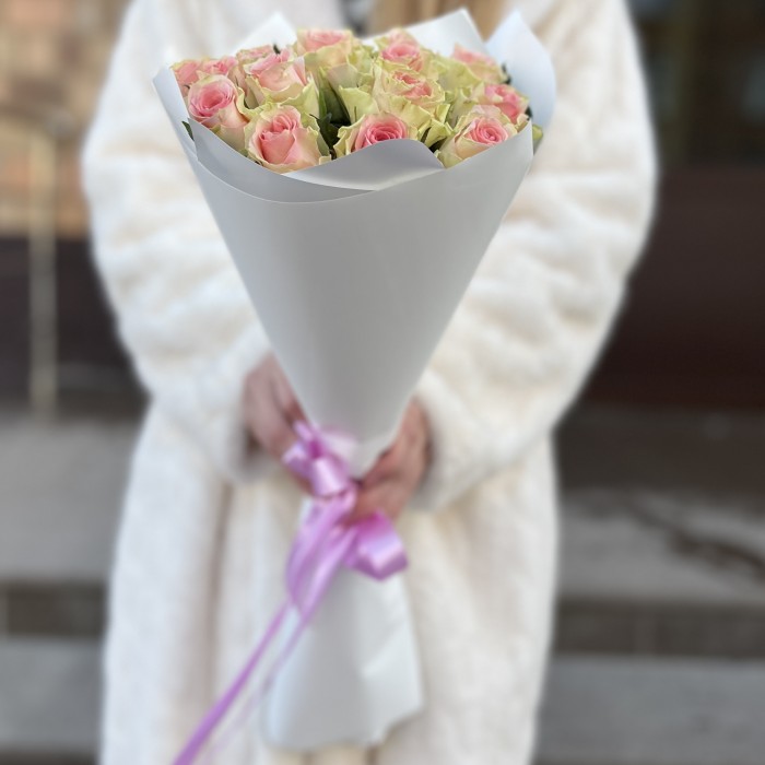 15 роз Топ-гир 50 см