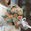 15 роз Топ-гир 50 см с эвкалиптом