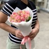15 розово-зеленых роз Бел роз