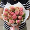 15 розово-зеленых роз Бел роз