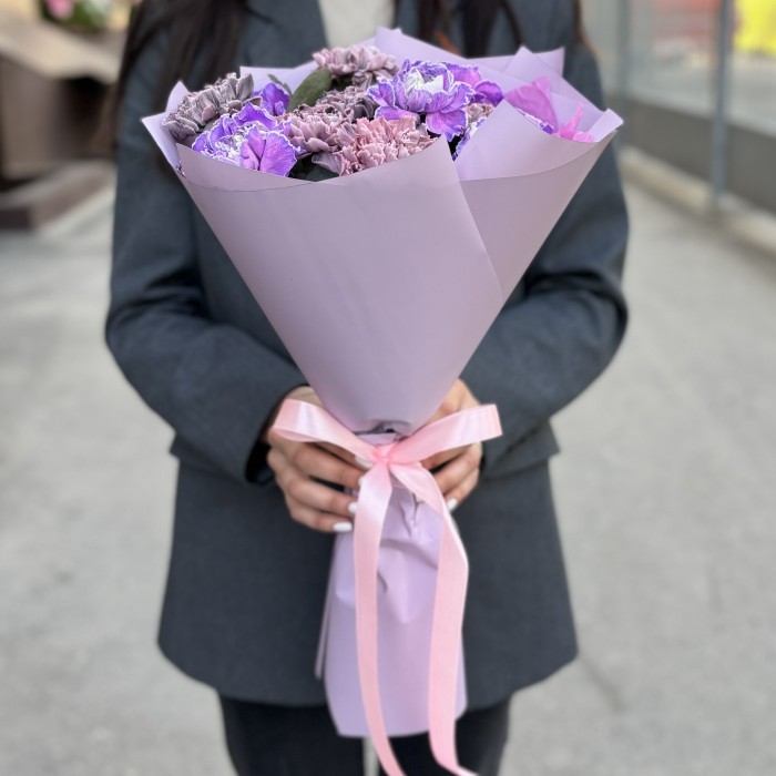 15 гвоздик в букете Лунная Магия