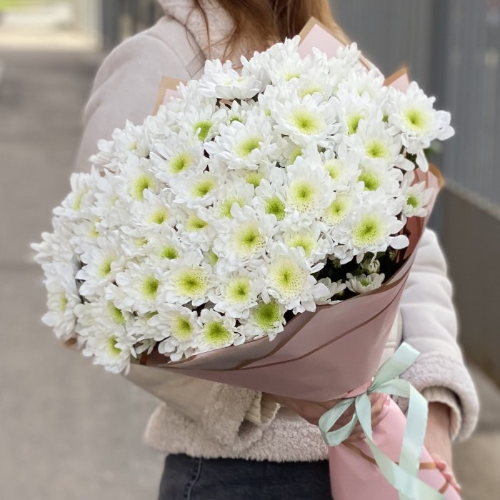 15 белых кустовых хризантем Коммандер