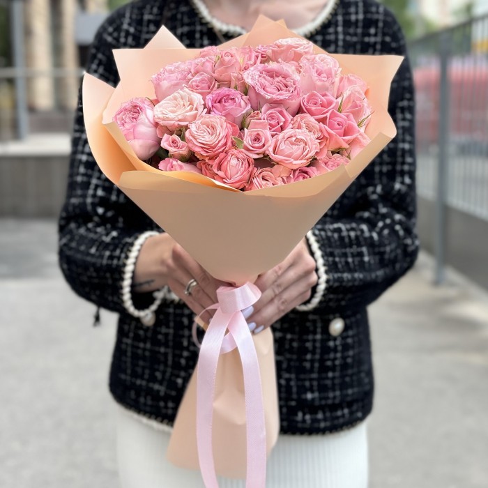 15 кустовых роз Розовый Микс