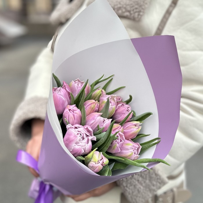 15 лиловых тюльпанов Дабл Мастер
