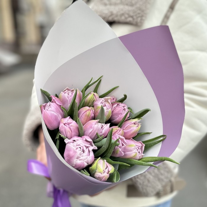 15 лиловых тюльпанов Дабл Мастер