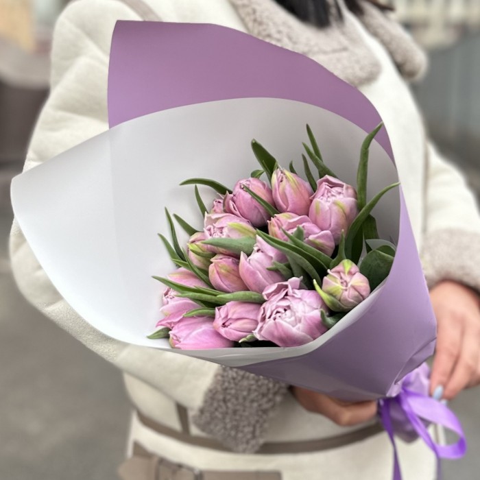 15 лиловых тюльпанов Дабл Мастер