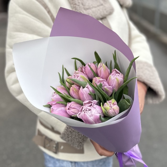 15 лиловых тюльпанов Дабл Мастер