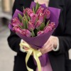 15 махровых темно-розовых тюльпанов в упаковке