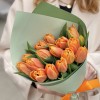 15 оранжевых махровых тюльпанов Оранж пэшн