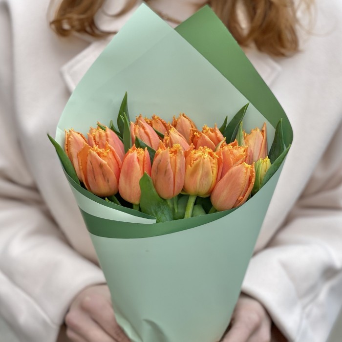 15 оранжевых махровых тюльпанов Оранж пэшн