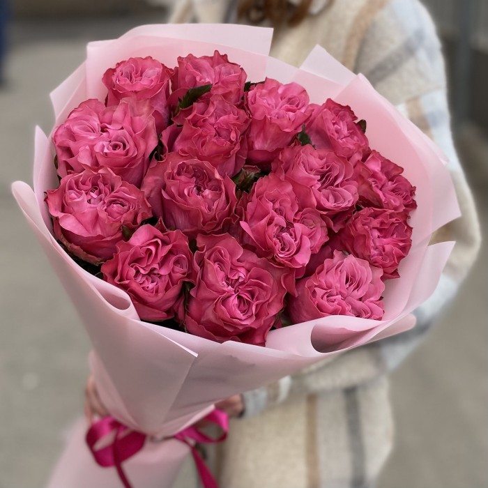 15 пионовидных роз Кантри блюз