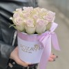 15 сиреневых роз в коробке