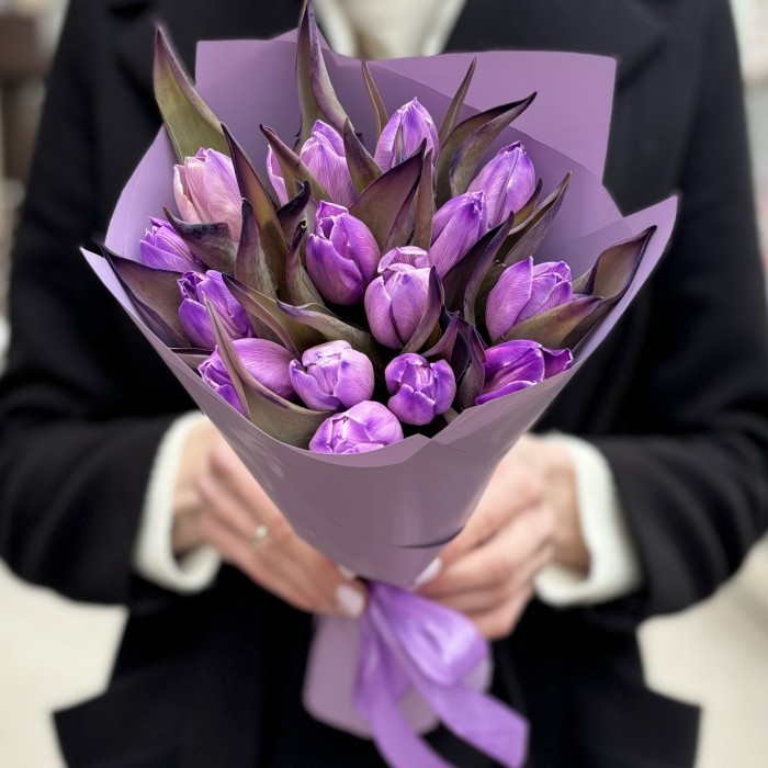 15 тюльпанов фуксия